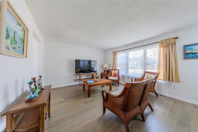 56 Raleigh Crt, House other with 3 bedrooms, 3 bathrooms and 2 parking in Hamilton ON | Image 5