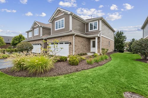 12424 Lacey Dr, Lemont, IL, 60439-8501 | Card Image