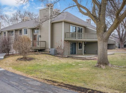 4538 Quantico Ln N, Plymouth, MN, 55446-2187 | Card Image