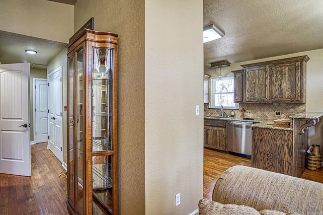1 Valls Cir, House other with 2 bedrooms, 2 bathrooms and null parking in Hot Springs Village AR | Image 9