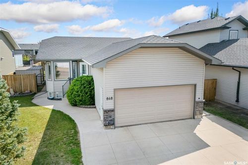 848 4th St S, Martensville, SK, S0K0A2 | Card Image