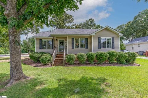 109 Hilldale Ave, Laurens, SC, 29360-3513 | Card Image