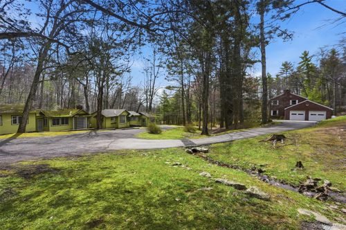 2320 Glasco Tpke, Woodstock, NY, 12498-1072 | Card Image