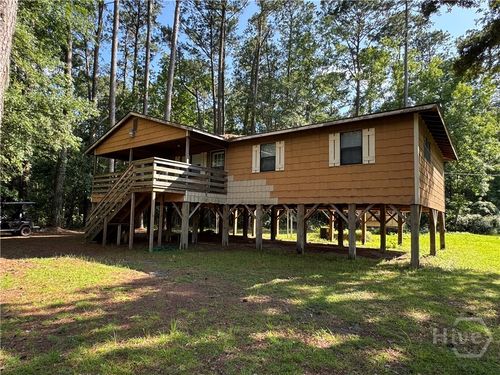 228 Circle Rd, Midway, GA, 31320-7319 | Card Image