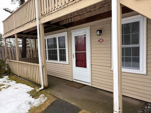 apt-3b-1029 Iyannough Road, Hyannis, MA, 02601 | Card Image