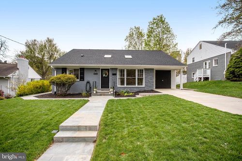 4522 Traymore St, BETHESDA, MD, 20814-3965 | Card Image