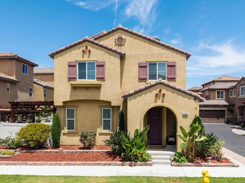 1401 Pershing Rd, Chula Vista, CA, 91913-2643 | Card Image
