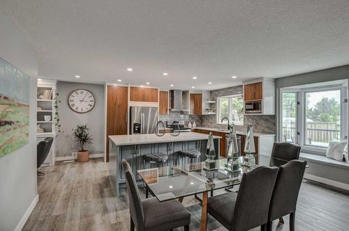 688 Cedarille Way Sw, Calgary, AB, T2W2G7 | Card Image