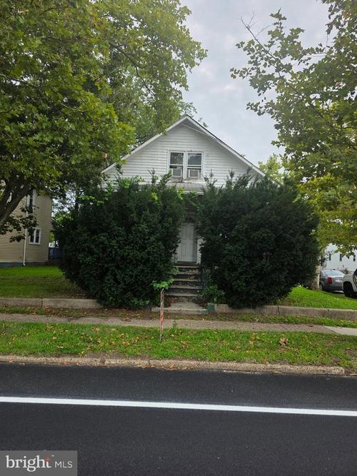 725 Hessian Ave, National Park, NJ, 08063-1314 | Card Image