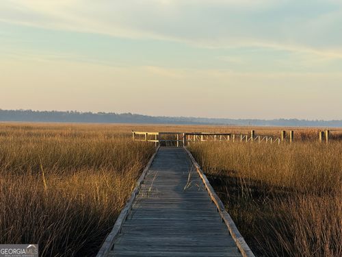 1077 Greenwillow Dr, Saint Mary's, GA, 31558-4147 | Card Image