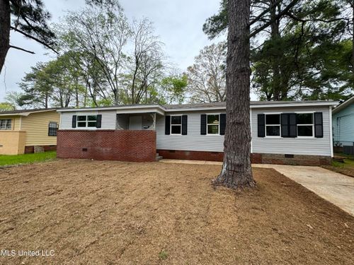 742 Montclair Pl, Jackson, MS, 39206-4533 | Card Image