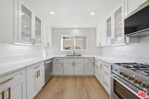 b-25715 Wagner Way, Stevenson Ranch, CA, 91381-2334 | Card Image