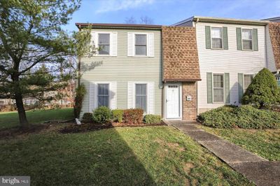 510 Lopax Road, Townhouse with 3 bedrooms, 2 bathrooms and null parking in HARRISBURG PA | Image 1