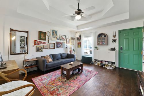 525 Oakmont Dr, Clarksville, TN, 37042-4706 | Card Image