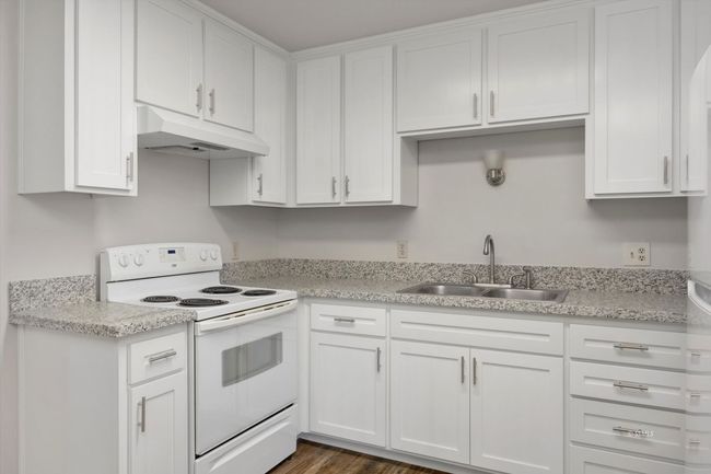 Kitchen | Image 8