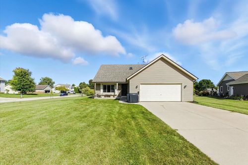 126 Plank Court, Mukwonago, WI, 53149 | Card Image