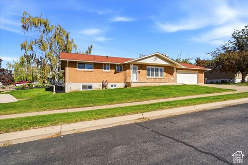 1217 E 1100 S, Clearfield, UT, 84015-1318 | Card Image