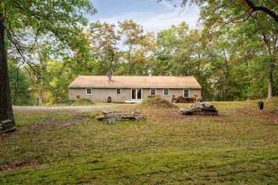 160 Camp Sargent Road, House other with 3 bedrooms, 1 bathrooms and null parking in Merrimack NH | Image 3