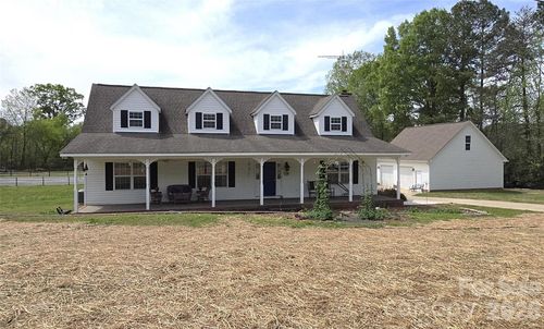 729 Sternbridge Dr, Concord, NC, 28025-6924 | Card Image