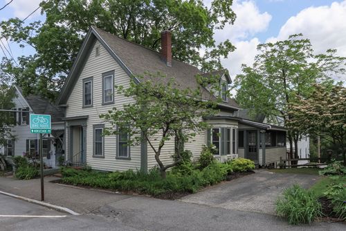 62 Rumford St, Concord, NH, 03301-4236 | Card Image