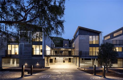 20412 Laguna Canyon Rd, Laguna Beach, CA, 92651-1285 | Card Image