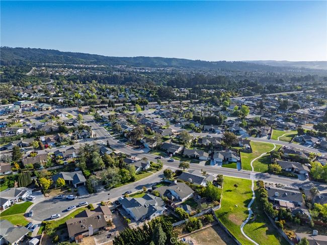 1572 Rhinestone Ct, House other with 5 bedrooms, 3 bathrooms and null parking in Santa Maria CA | Image 53