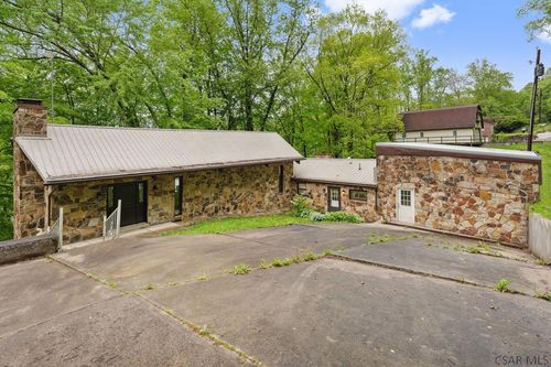 750 Lake Side Rd, Addison, PA, 15411-2228 | Card Image