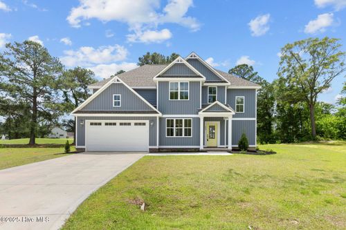 402 Mulligan Ln, Jacksonville, NC, 28540-5081 | Card Image