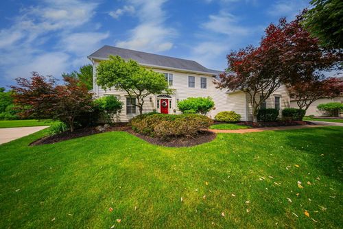 5652 Fawnbrook Ln, Dublin, OH, 43017-8252 | Card Image