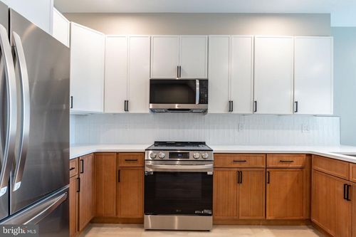 1-2406 N 3rd St, PHILADELPHIA, PA, 19133-3007 | Card Image