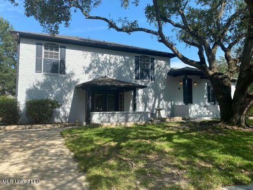 900 Sea Cove St, Pascagoula, MS, 39581-2165 | Card Image