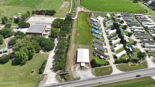 3872 Highway 182, Berwick, LA, 70342-3142 | Card Image