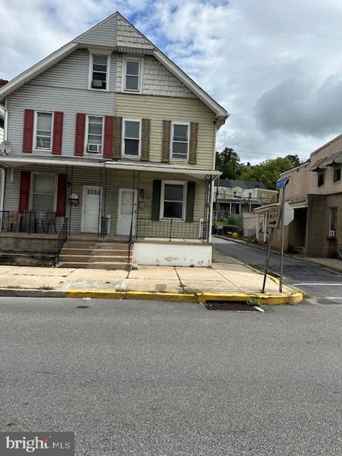 539 S Front St, STEELTON, PA, 17113-2912 | Card Image