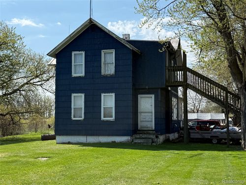 8598 Bay Creek Rd, Erie, MI, 48133-9363 | Card Image