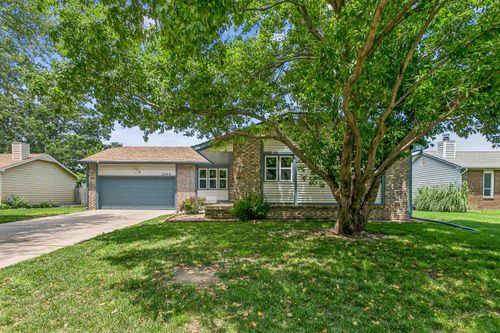 2046 N Cheryl Court, Wichita, KS, 67212 | Card Image