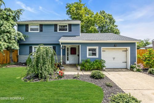 3 Buttonwood Pl, Hazlet, NJ, 07730-2108 | Card Image