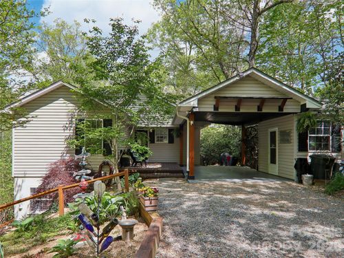 554 Pisgah Forest Dr, Pisgah Forest, NC, 28768-9861 | Card Image