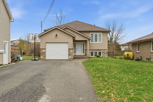 615 Southworth St S, Welland, ON, L3B2A2 | Card Image