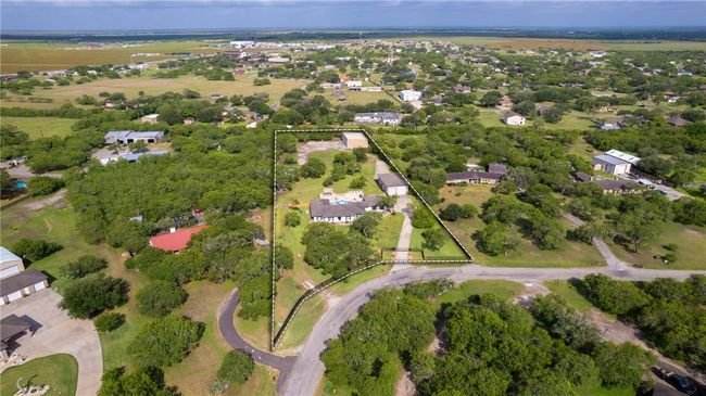 4069 Bobwhite, House other with 4 bedrooms, 3 bathrooms and null parking in Robstown TX | Image 39