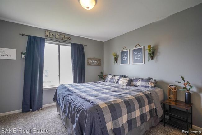 Master Bedroom | Image 11