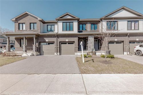 508 Woodlea Crt, Kitchener, ON, N2R0P8 | Card Image