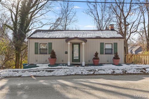 908 State St, Alton, IL, 62002-6026 | Card Image