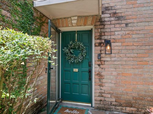 apt-112-2228 S Piney Point Rd, Houston, TX, 77063-1426 | Card Image