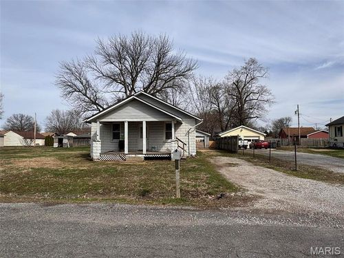 128 Big 4 Pl, Granite City, IL, 62040-2709 | Card Image