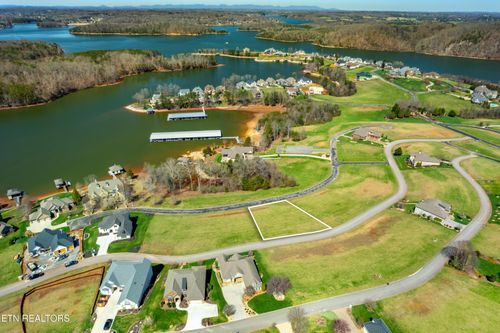 220 Wildwing Dr, Vonore, TN, 37885-5421 | Card Image