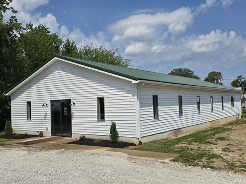225 E 6th St, Warren, IN, 46792-4614 | Card Image
