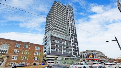 204-501 St Clair Ave W, Toronto, ON, M5P0A2 | Card Image