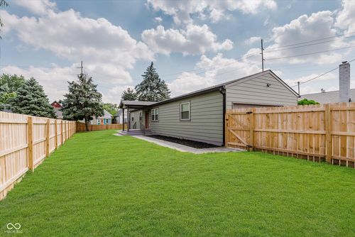240 E Caven St, Indianapolis, IN, 46225-1840 | Card Image