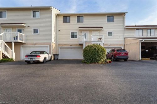 13 Cantamar Ct, Hampton, VA, 23664-1217 | Card Image