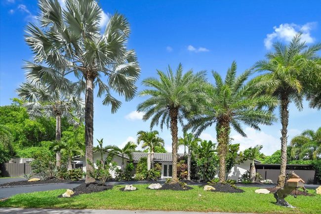 19420 Sw 129 Th Ave, House other with 4 bedrooms, 3 bathrooms and null parking in Miami FL | Image 10